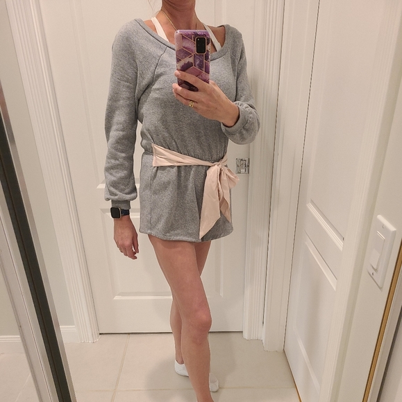 Cute Gray Victoria Secret One-piece Pajamas. - Picture 7 of 8